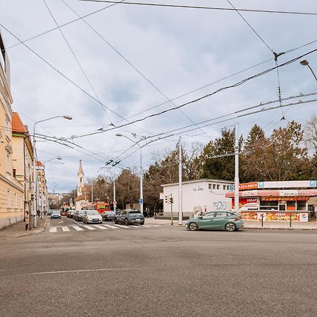 Skau 1 Old Town Family & Business Apartment Free Parking Pressburg Exterior foto