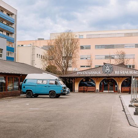 Skau 1 Old Town Family & Business Apartment Free Parking Pressburg Exterior foto