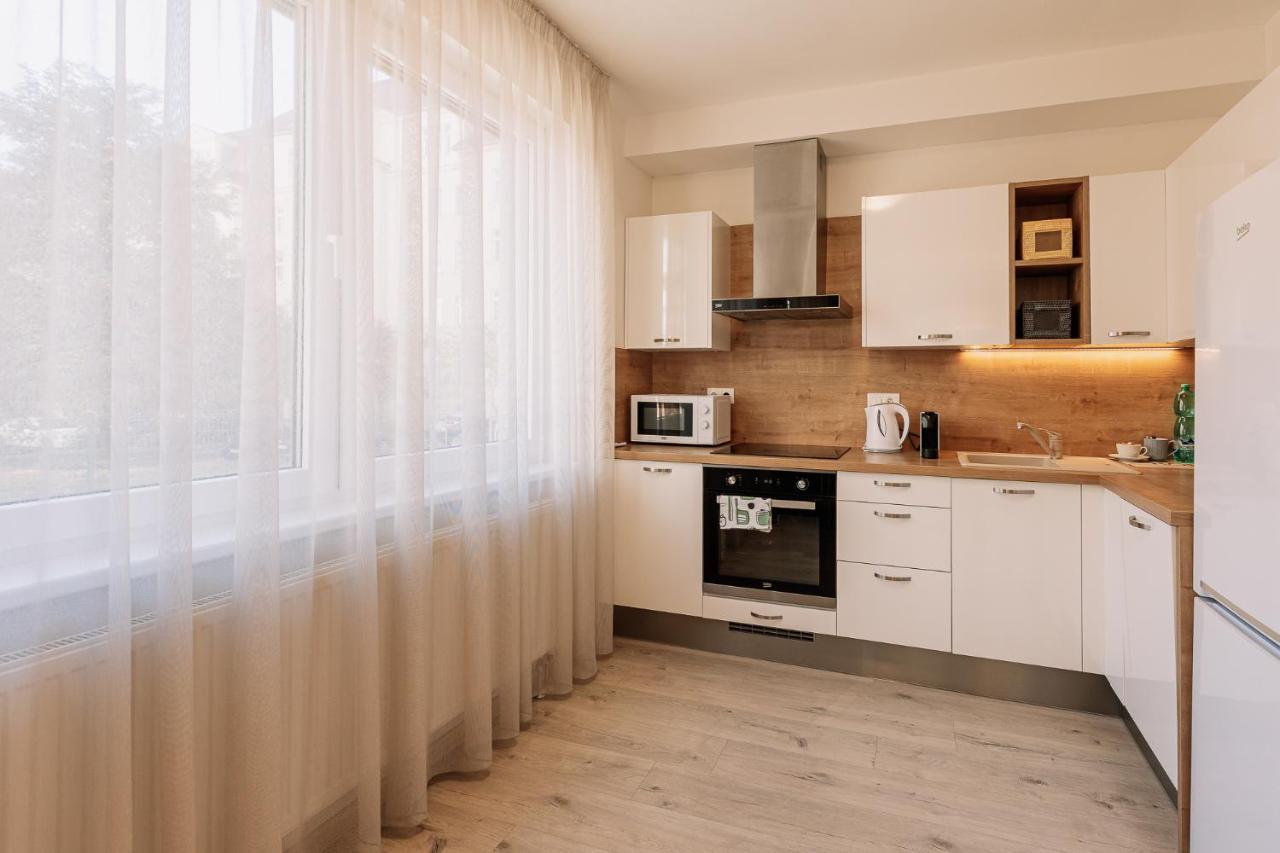 Skau 1 Old Town Family & Business Apartment Free Parking Pressburg Exterior foto